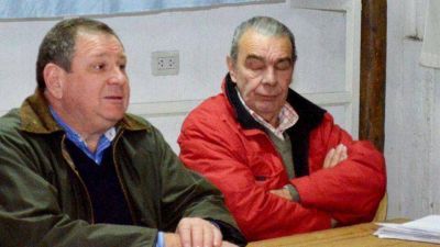 Rogel mantiene su candidatura y el misterio sobre su vice
