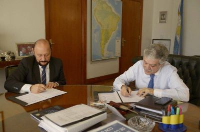 Insfran lanza la licitaci�n para llevar gas natural a ocho municipios del oeste