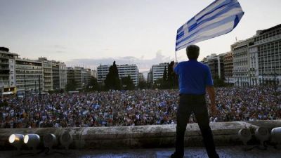 Fuerte presi�n sobre el gobierno griego para que siga ajustando