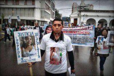 Califican de �mamarracho� y �mentiroso� al gobierno de Eduardo Fellner