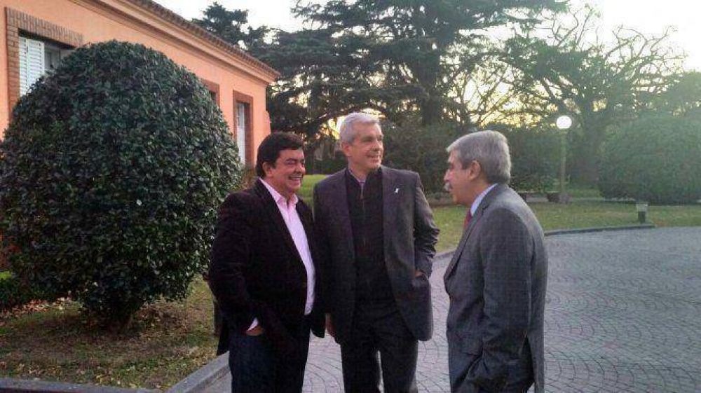Espinoza abre la puerta para una f�rmula �nica del FpV en la Provincia