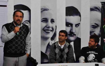 Ugo particip� de la muestra fotogr�fica en homenaje a Vallese