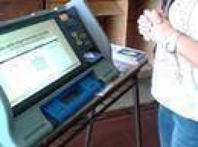LA DEFENSOR�A TENDR� ASISTENTES ELECTORALES