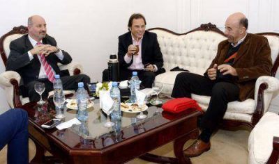 Giustozzi sum� el apoyo del Frente Transversal