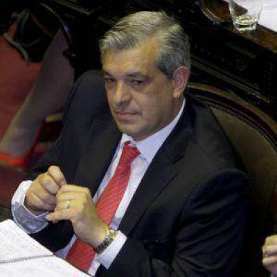 Dom�nguez y Espinoza negocian una f�rmula para competir con An�bal