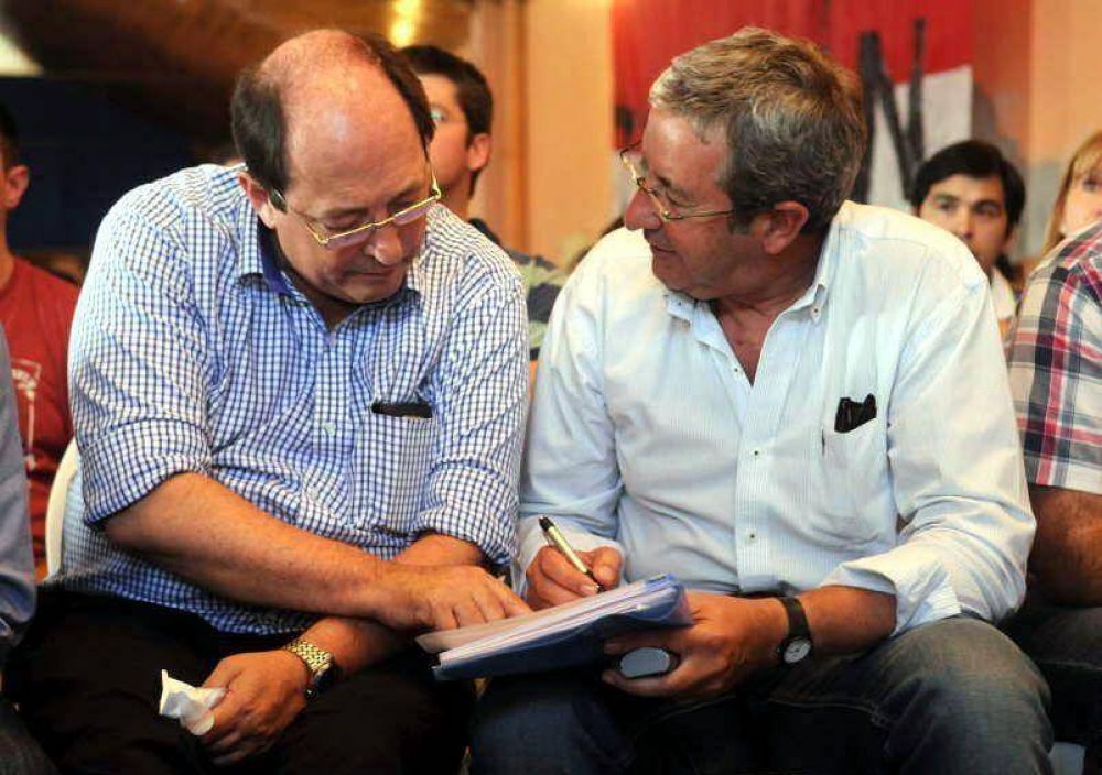 Puja contrarreloj entre la UCR y el Pro por las candidaturas legislativas