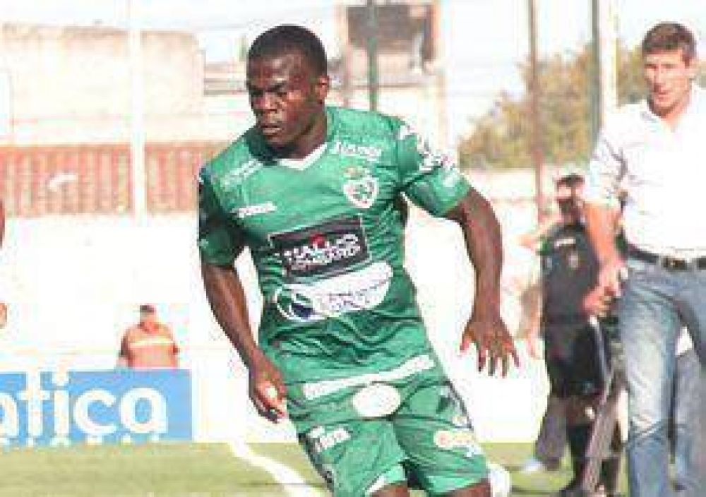 El colombiano Casierra seguir� en Sarmiento