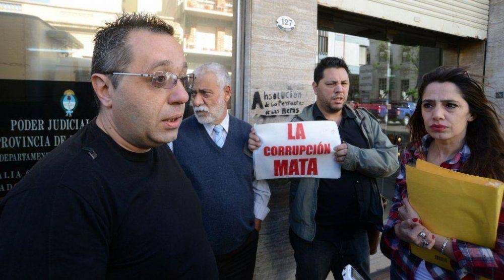Caso Daiana Herlein: la familia de la chica denunci� que robaron el �rbol que la mat�