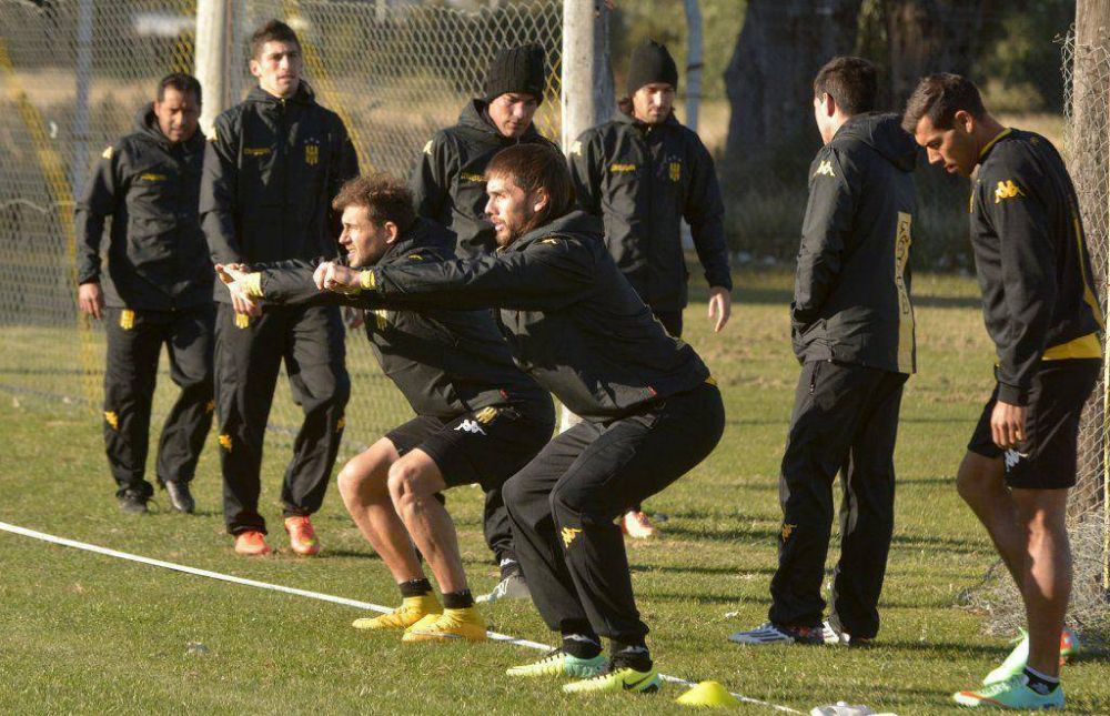 Olimpo combati� el fr�o calentando los m�sculos