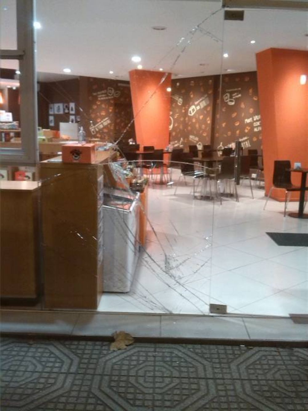 Entraron a robar y se llevaron un alfajor