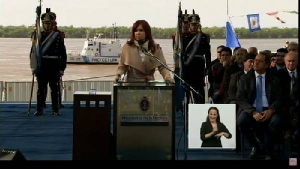 Habl� Cristina en cadena nacional pero no anunci� si ser� candidata