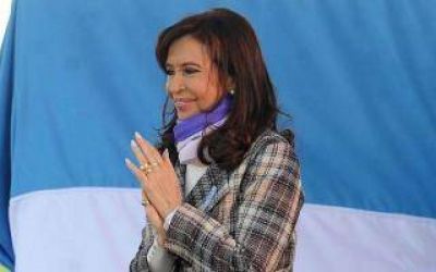 Cristina en el D�a de la Bandera: 
