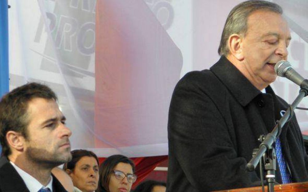 Z�ccaro llevar� a Federico de Ach�val como primer candidato a concejal