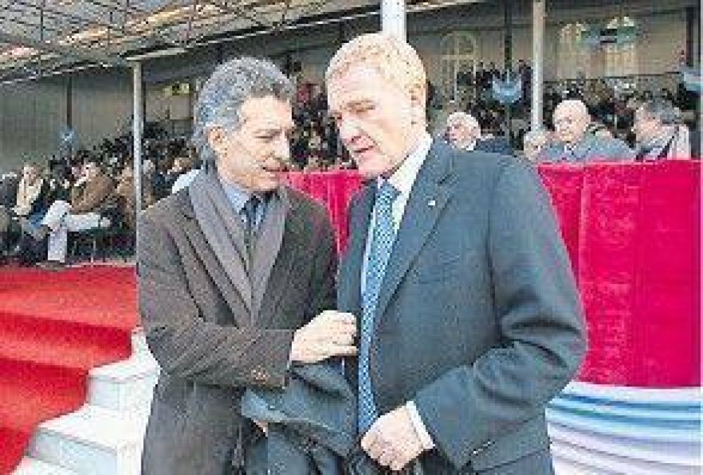 Uni�n Pro cop� la fiesta del campo.