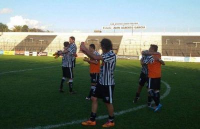 For Ever gole� y se aferra a la ilusi�n
