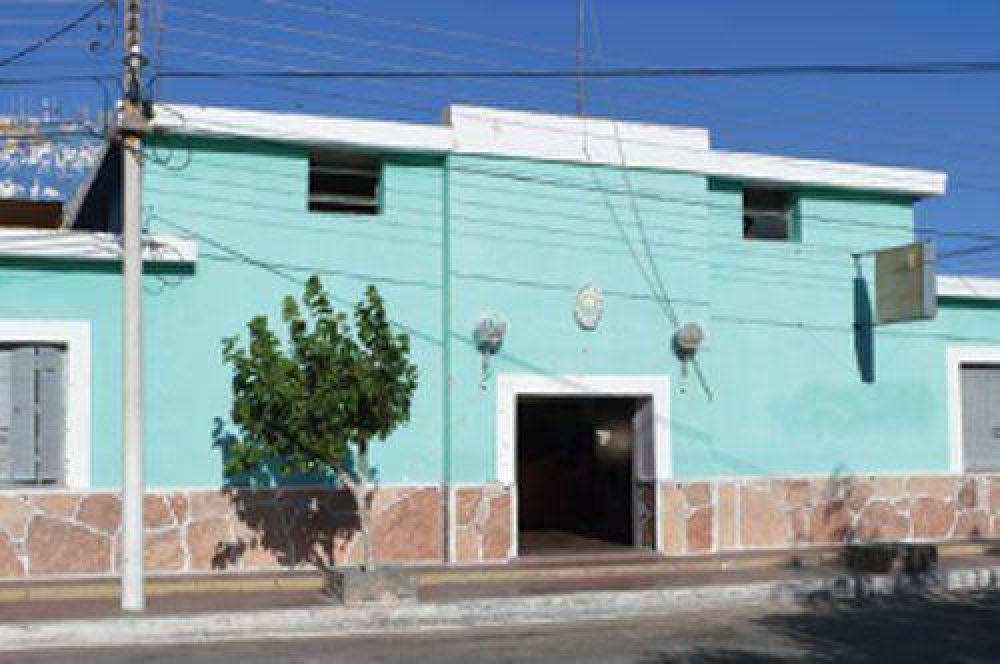 Ins�lito: la madre sac� por la fuerza al hijo de la comisar�a