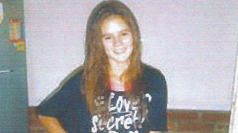 La polic�a busca a una nena que se ausent� de su casa en el barrio Loma Paraguaya