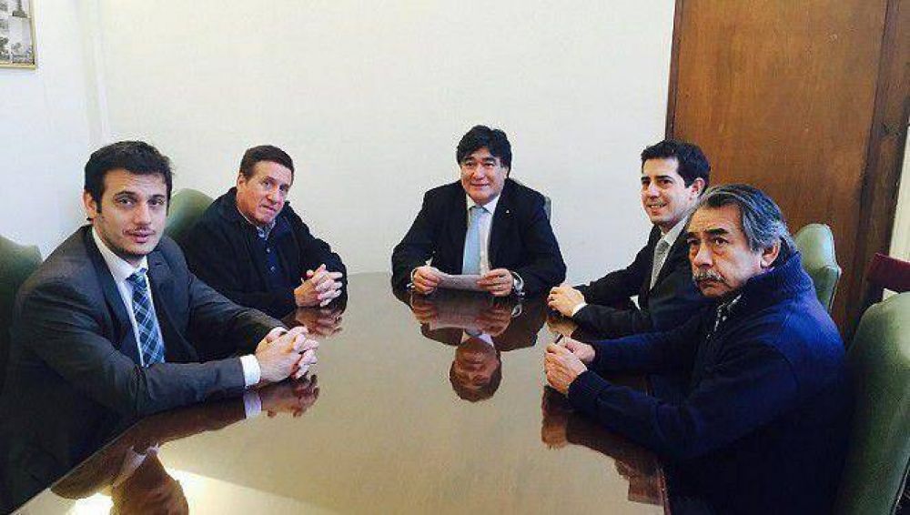 �DARIO SE BAJO� DE LA CANDIDATURA A INTENDENTE Y VA COMO PRIMER SENADOR POR LA SECCI�N ELECTORAL