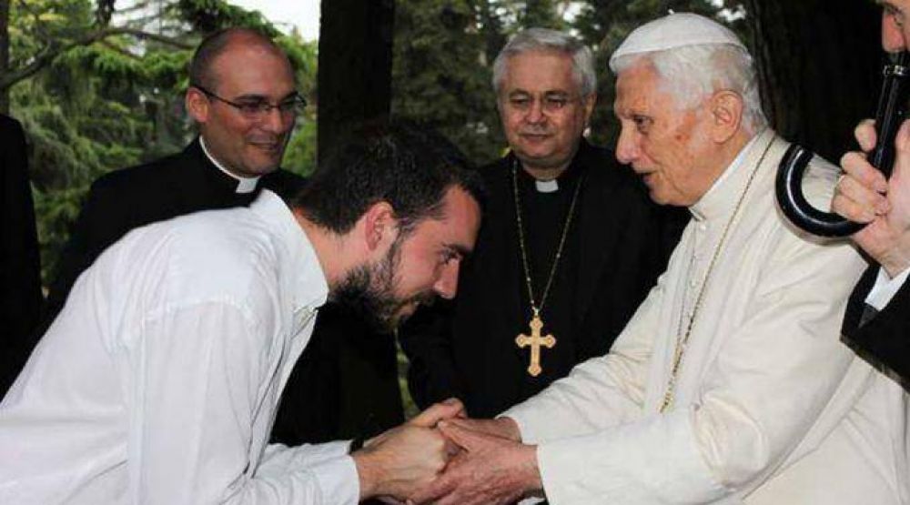 Benedicto XVI y un encuentro para el recuerdo con seminaristas