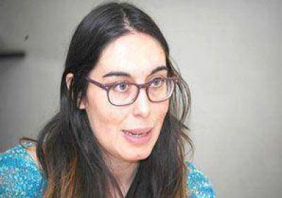 Soledad Retorto: �Lo ideal es que se pueda articular lo escolar con la familia�