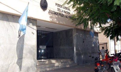 La C�mara Federal de Resistencia desvincul� a dos polic�as de Formosa acusados de tenencia y venta de drogas