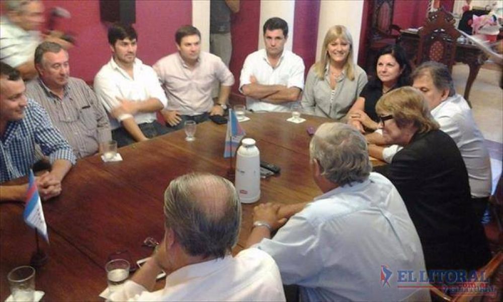 En el FPV llaman a la unidad y el PJ se esfuerza por tragarse el sapo