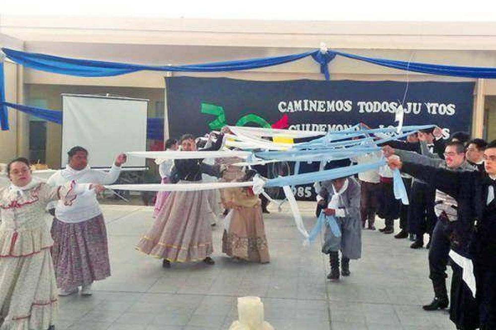 El Instituto Camino a la Esperanza Asaim celebr� a lo grande su 30� aniversario
