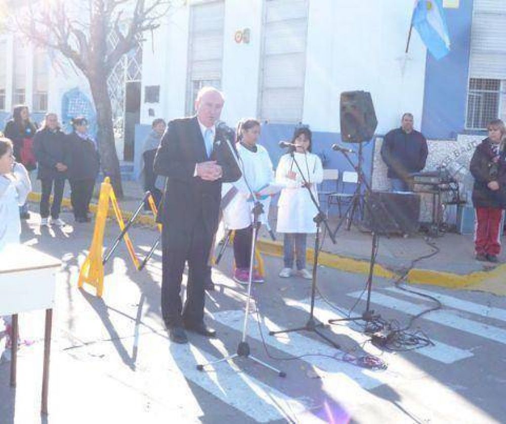 Hay nueve precandidatos a intendente en carrera