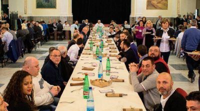 Emotivo y alegre almuerzo del Papa Francisco con j�venes presos en Tur�n
