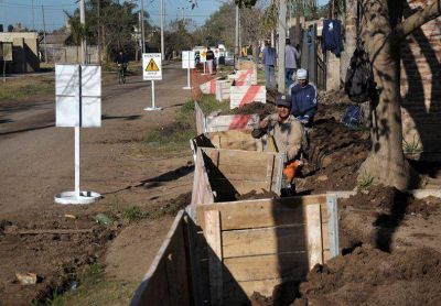Gas natural: el Municipio trabaja para conectar al servicio a m�s de 900 familias de Liceo Norte