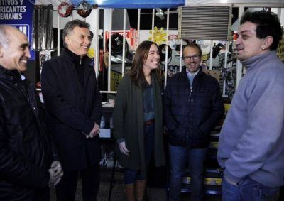 Macri visit� Tres de Febrero con la f�rmula bonaerense Vidal-Salvador