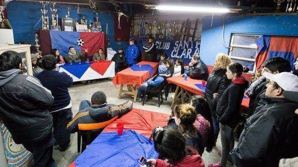 Jofr� visit� el club Santa Clara del Barrio Ej�rcito de los Andes