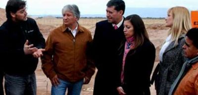 Casas y Bosetti constataron I etapa del parque E�lico Arauco