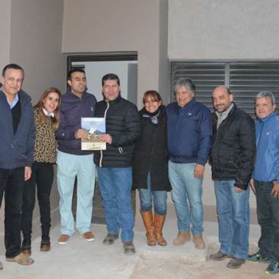 Autoridades entregaron 52 nuevas viviendas en barrio N�stor Kirchner