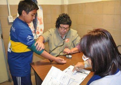 Control m�dico para los 5500 chicos de f�tbol infantil