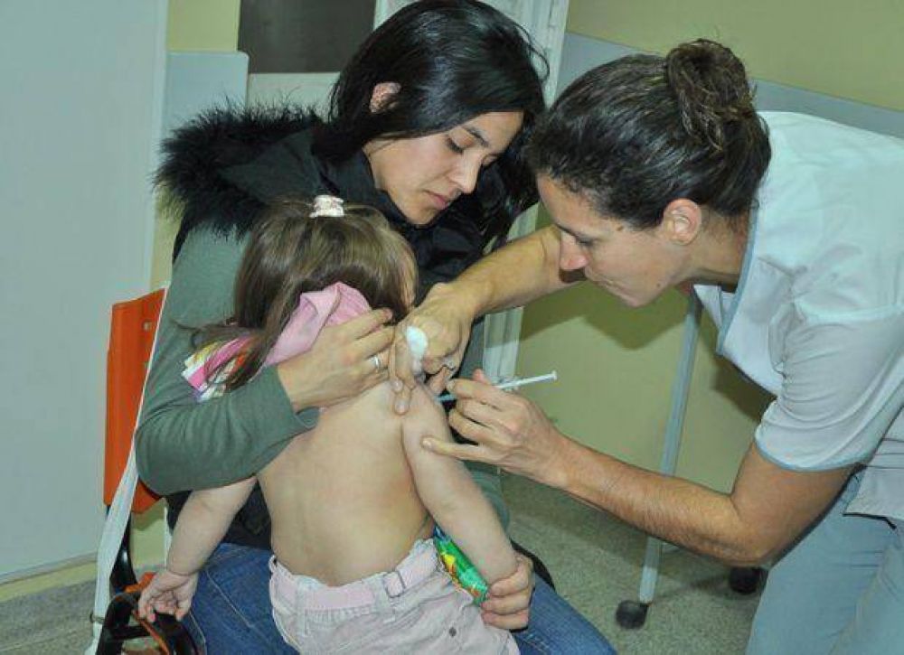 Por el alerta, piden vacunar a los ni�os contra la varicela