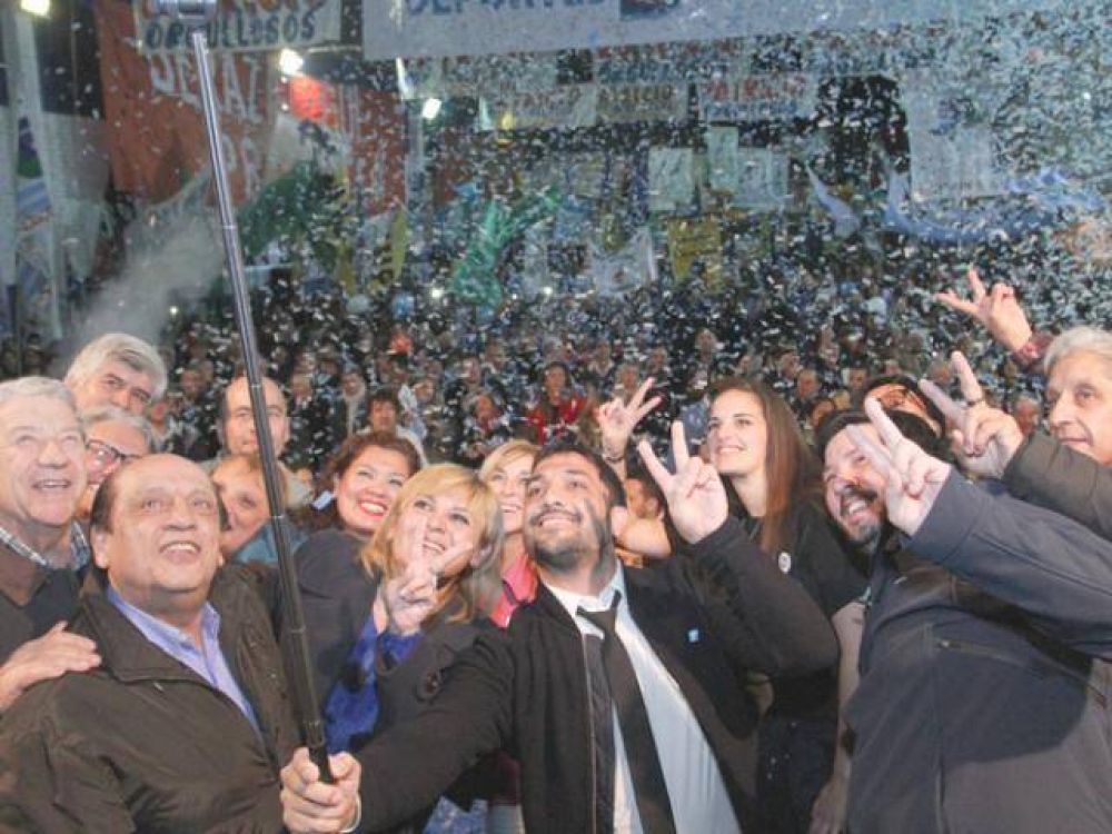 Patricio Mussi present� su lista