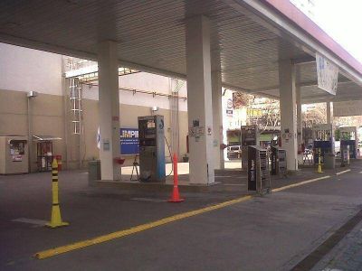 Capacitan a t�cnicos sobre saneamiento de estaciones de servicio 