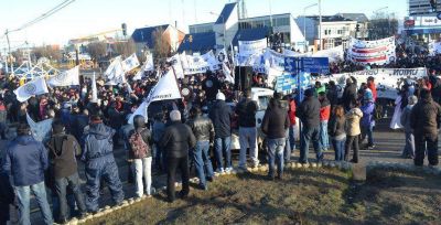 Los metal�rgicos dejar�n de cumplir horas extras en las f�bricas electr�nicas como forma presi�n