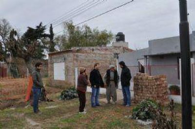 Avanza la obra de cloacas en el Barrio �Las Mar�as�