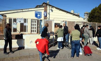 Escuela 49: cambiar�n los techos y los chicos cursar�n en la parroquia Luj�n