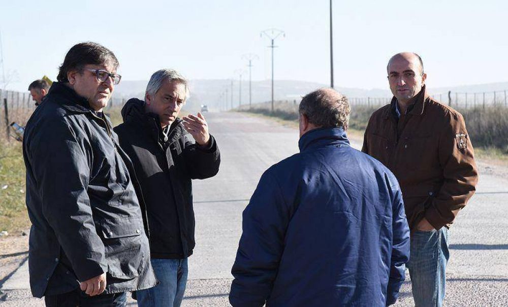 Se inicia la pavimentaci�n del camino Colonia San Miguel-Sierras Bayas