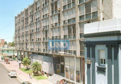 Directora de escuela de Crespo desminti� que se haya exorcizado a un ni�o en el patio de la instituci�n