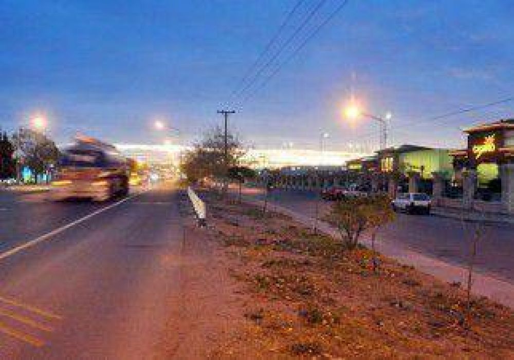 Un nene de 3 apareci� solo caminando sobre la Ruta 22 
