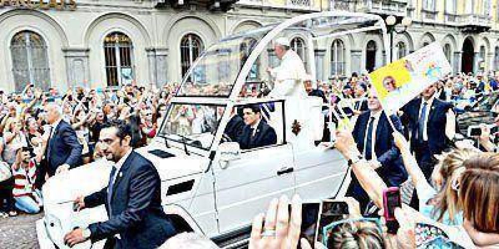 Cerca de 200 marplatenses reservaron pasaje para ver al Papa en Paraguay