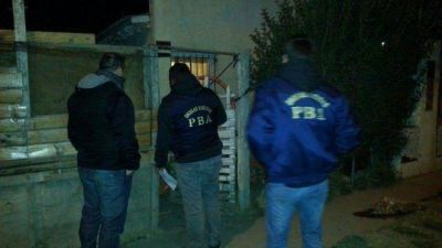 Allanamiento por drogas en Belisario Rold�n: dos detenidos