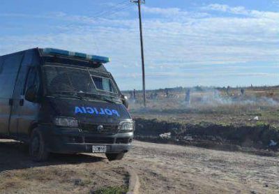 Foulkes ratific� postura oficial ante ocupantes de terrenos en barrio Lavalle