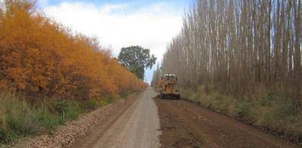 Se inicia el acondicionamiento de caminos vecinales en la L�nea Sur por m�s $11.000.000