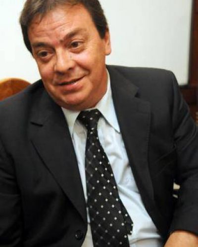 El legislador Fern�ndez y el intendente Espeche se acusan por drogas y corrupci�n