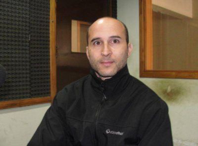 El administrador del hospital se disculp� con la UOCRA por el uso de las sabanas para cortinas